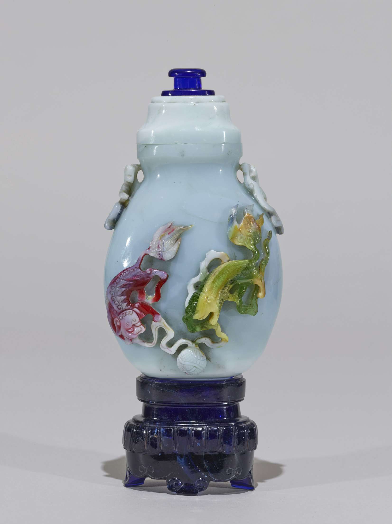 ガレも愛した —清朝皇帝のガラス（サントリー美術館）｜美術手帖