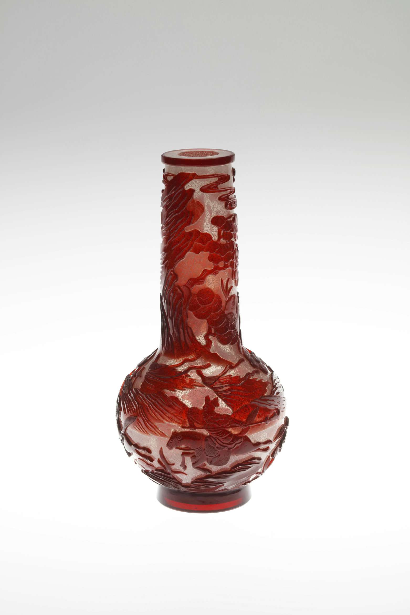 乾隆ガラス ガレも愛した —清朝皇帝のガラス（サントリー美術館）｜美術手帖