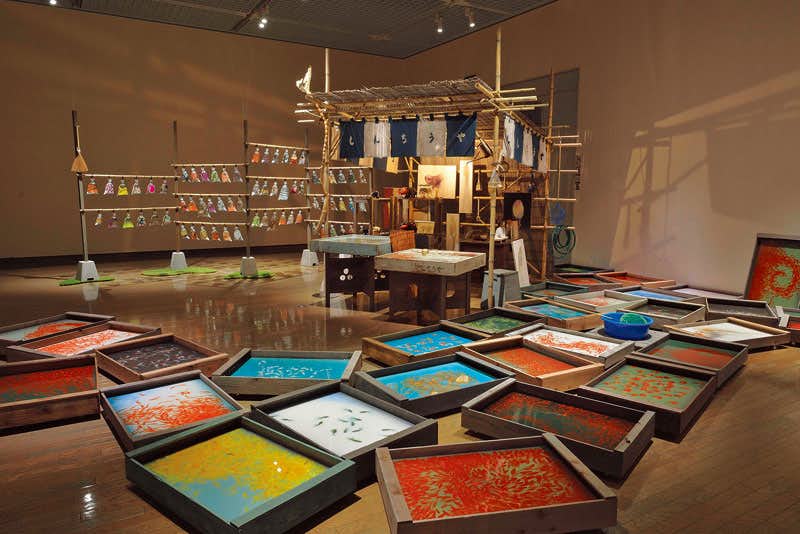 金魚絵師 深堀隆介展(佐野美術館)|美術手帖 金魚絵師 深堀隆介展(佐野美術館)|美術手帖