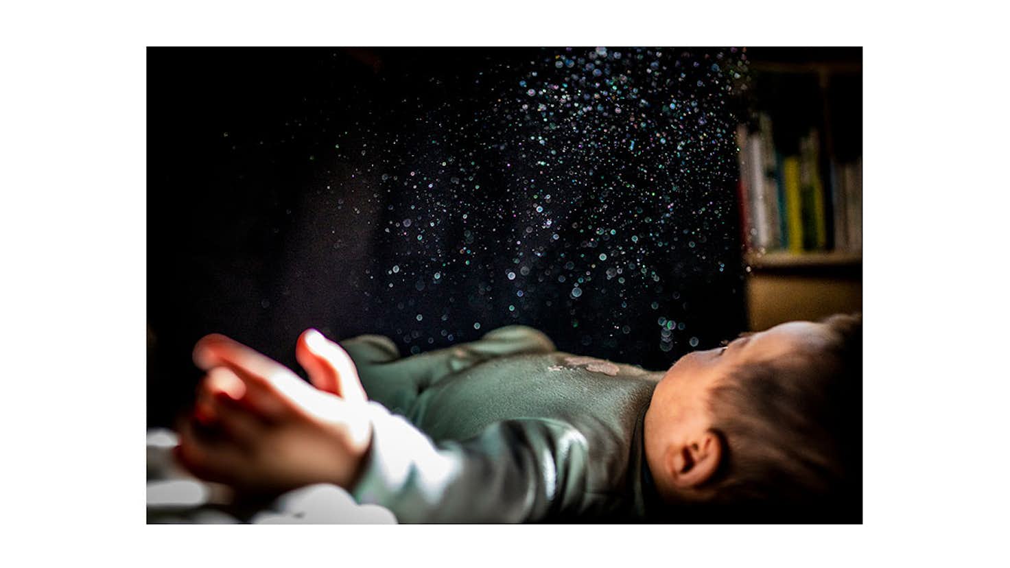 至近距離の宇宙 日本の新進作家 Vol 16 東京都写真美術館 美術手帖 至近距離の宇宙 日本の新進作家 Vol 16 東京都写真美術館 美術手帖