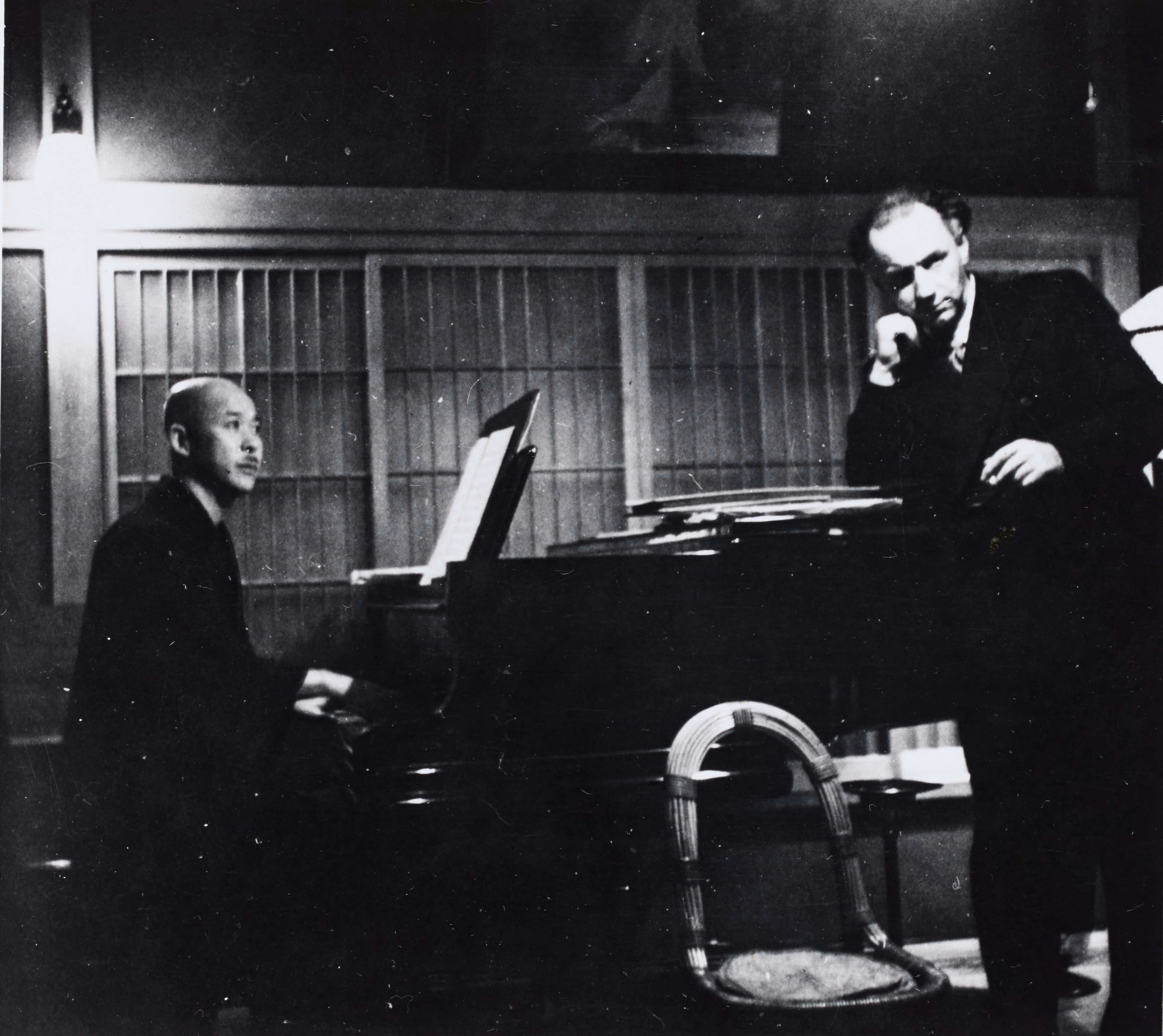 山田耕筰と美術 栃木県立美術館 美術手帖