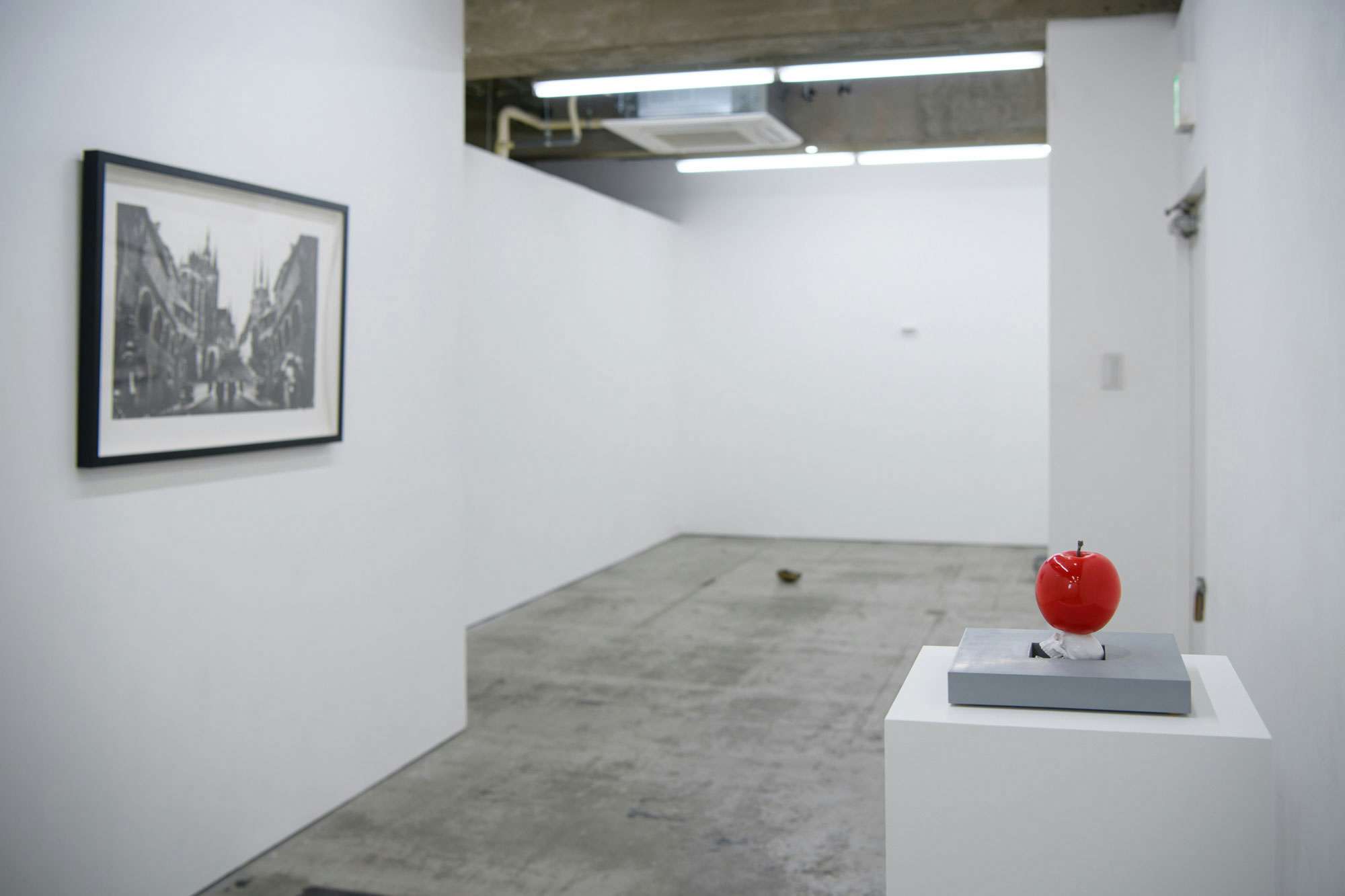 岡崎和郎 小川信治 二人展「BEHIND THE GARDEN」（STANDING PINE