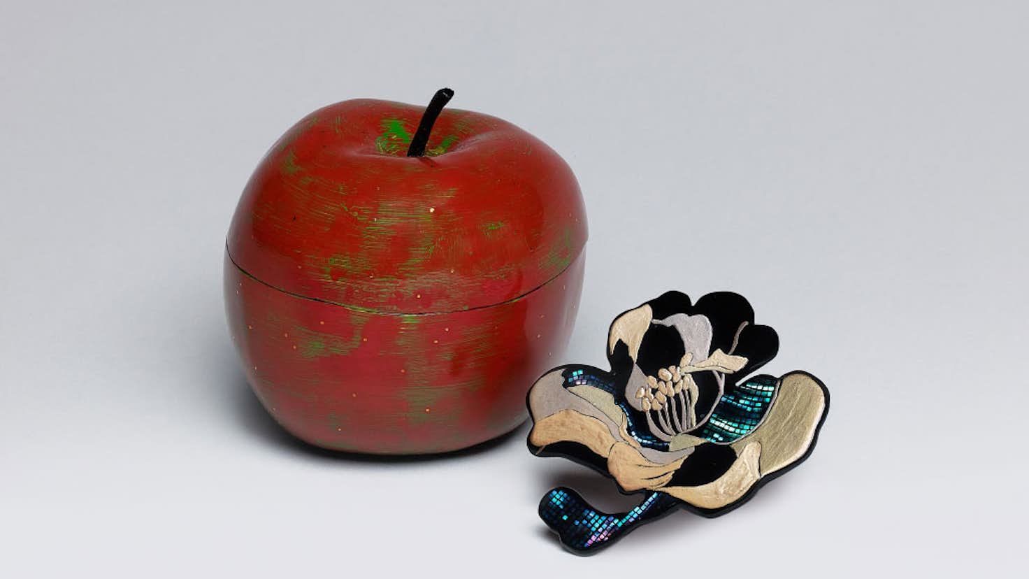 令子 荻野令子展「漆-炎と水-」(ギャラリー上田)|美術手帖