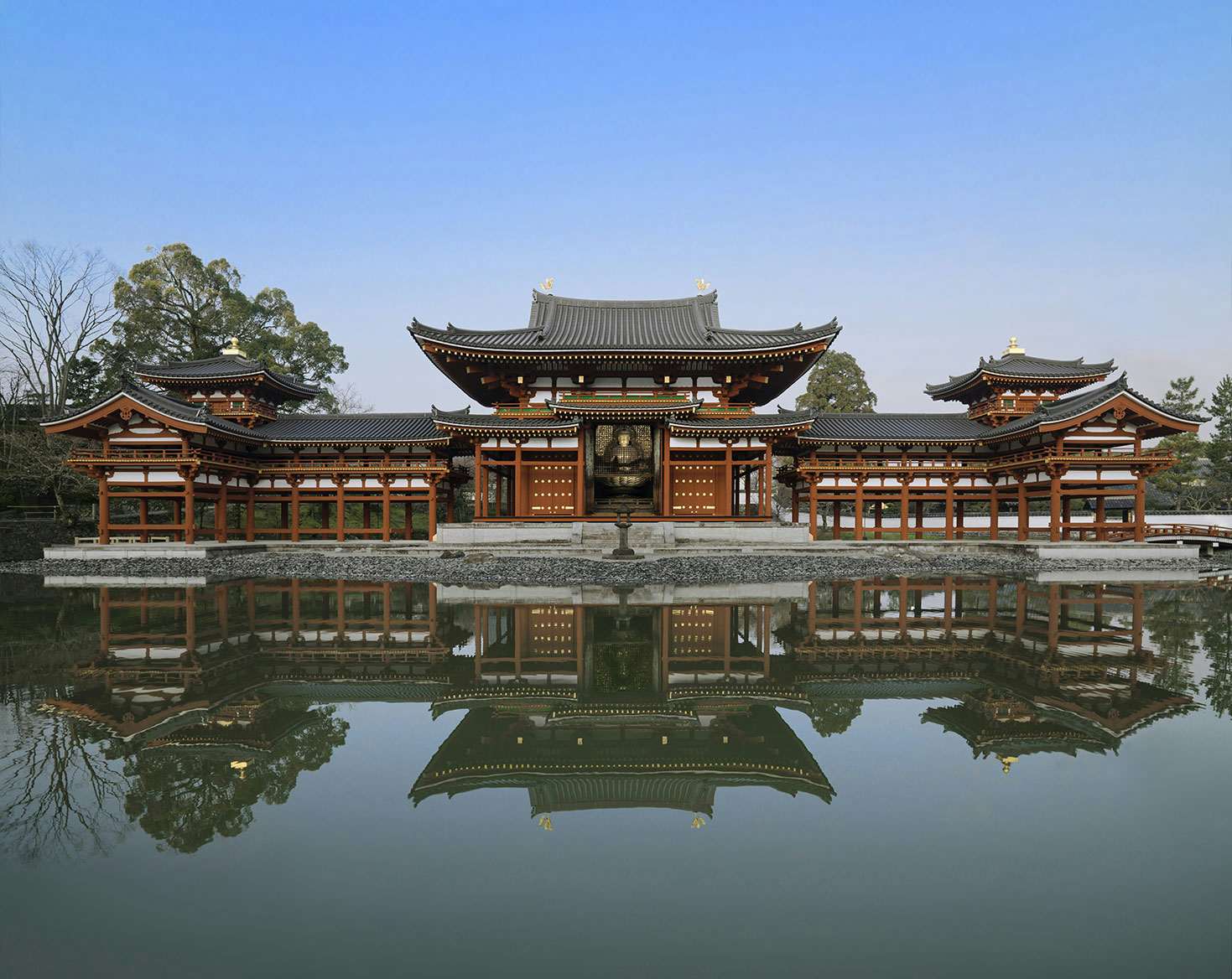 平等院鳳凰堂と浄土院（静岡市美術館）｜美術手帖