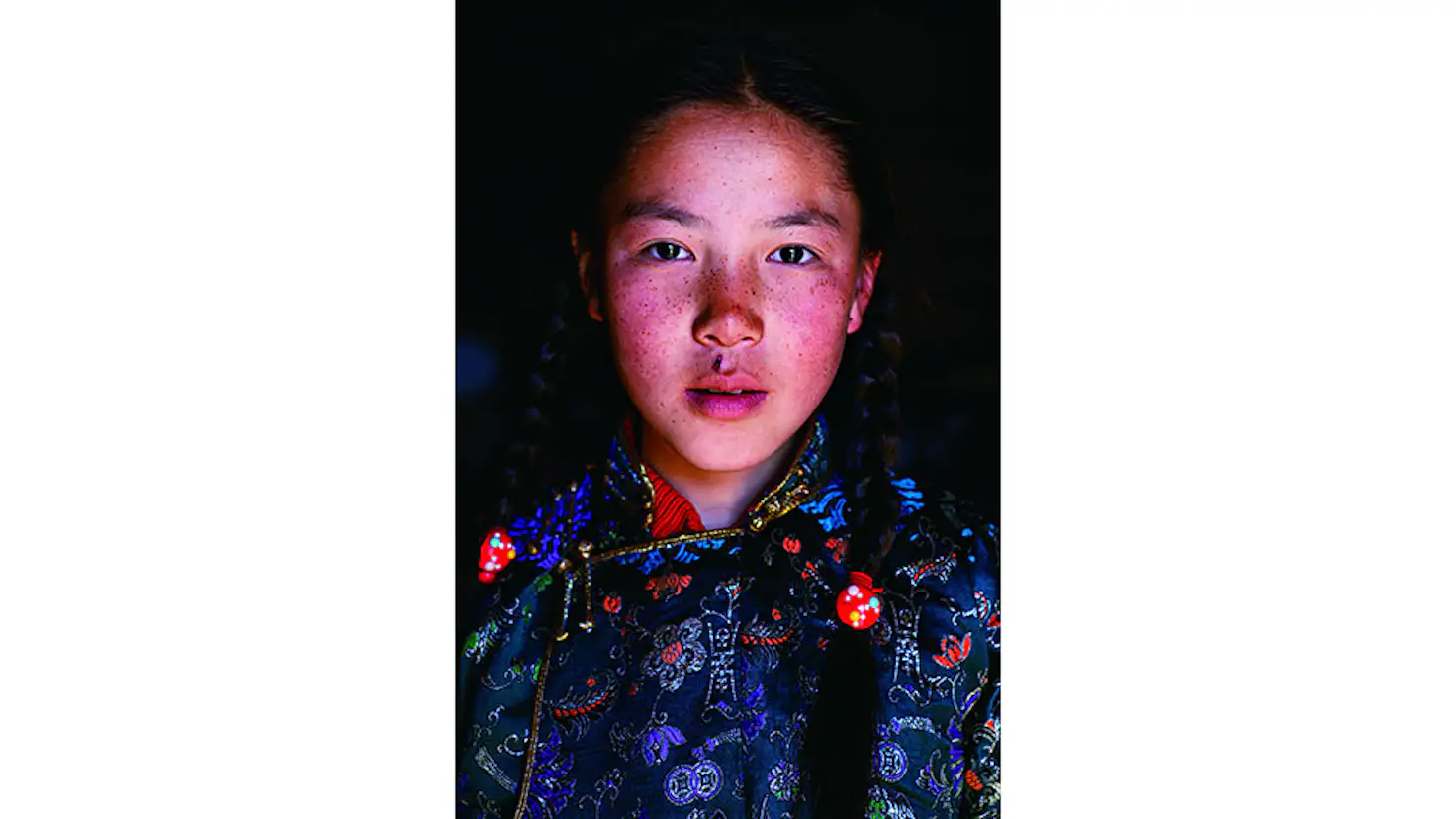 邂逅する写真たち モンゴルの100年前と今 国立民族学博物館 美術手帖 邂逅する写真たち モンゴルの100年前と今 国立民族学博物館 美術手帖