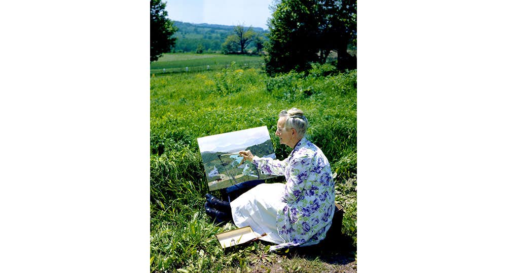 グランマ・モーゼス”こんな幸せな画家 70代で絵画を、一躍