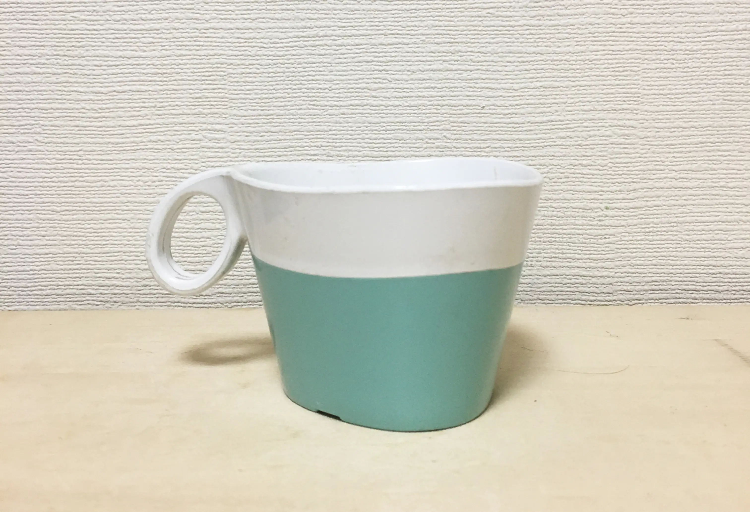航空会社のコップで見る世界のデザイン。GKデザイン創立メンバーの貴重なコレクションを公開|画像ギャラリー 2 / 4|美術手帖