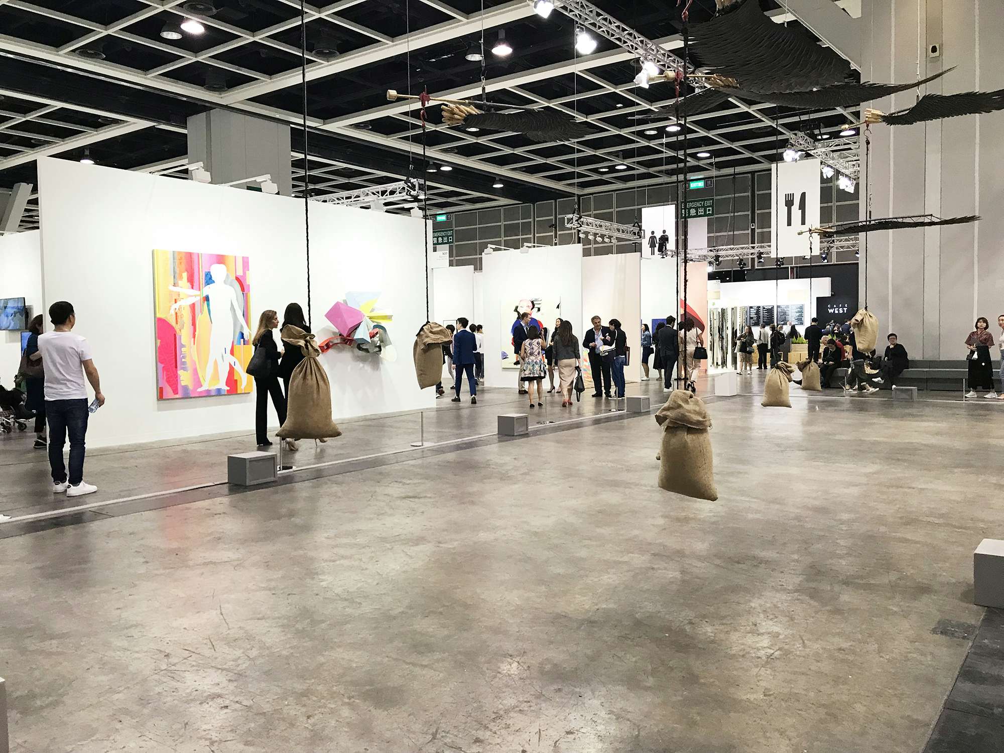 アート市場 クリアランス 先進美術館