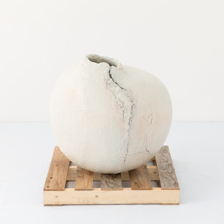 100点以上の最新作を一挙に展示。陶芸家・上田勇児がKaikai Kiki