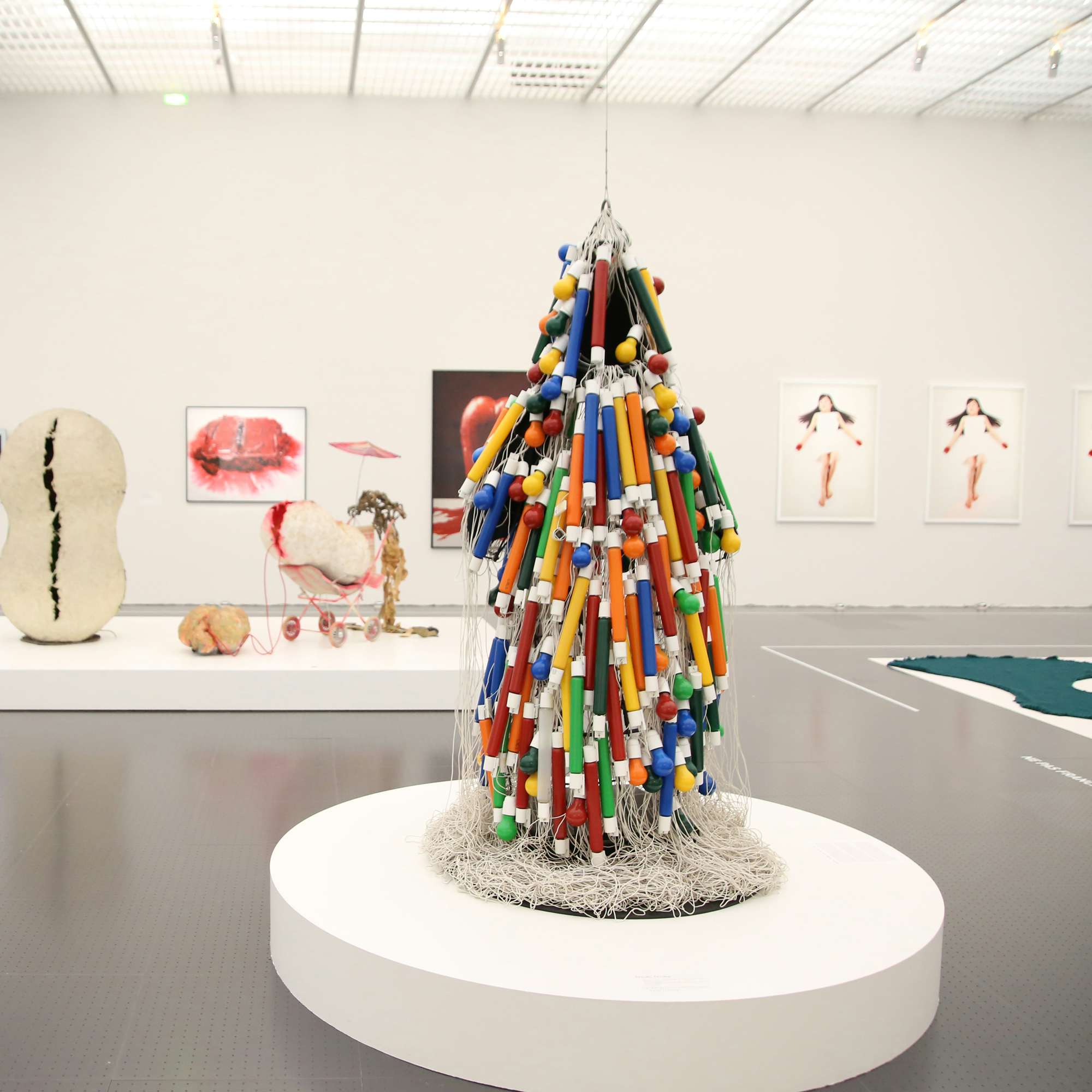 イデオロギーでは何も変わらない キュレーター 長谷川祐子インタビュー シリーズ ジェンダーフリーは可能か 8 美術手帖 イデオロギーでは何も変わらない キュレーター 長谷川祐子インタビュー シリーズ ジェンダーフリーは可能か 8 美術手帖