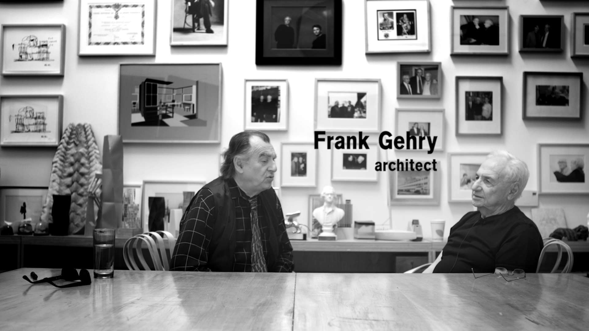 フランク・ゲーリーやエド・ルシェも出演。映画『デニス・ホッパー／狂気の旅路』をチェック｜美術手帖