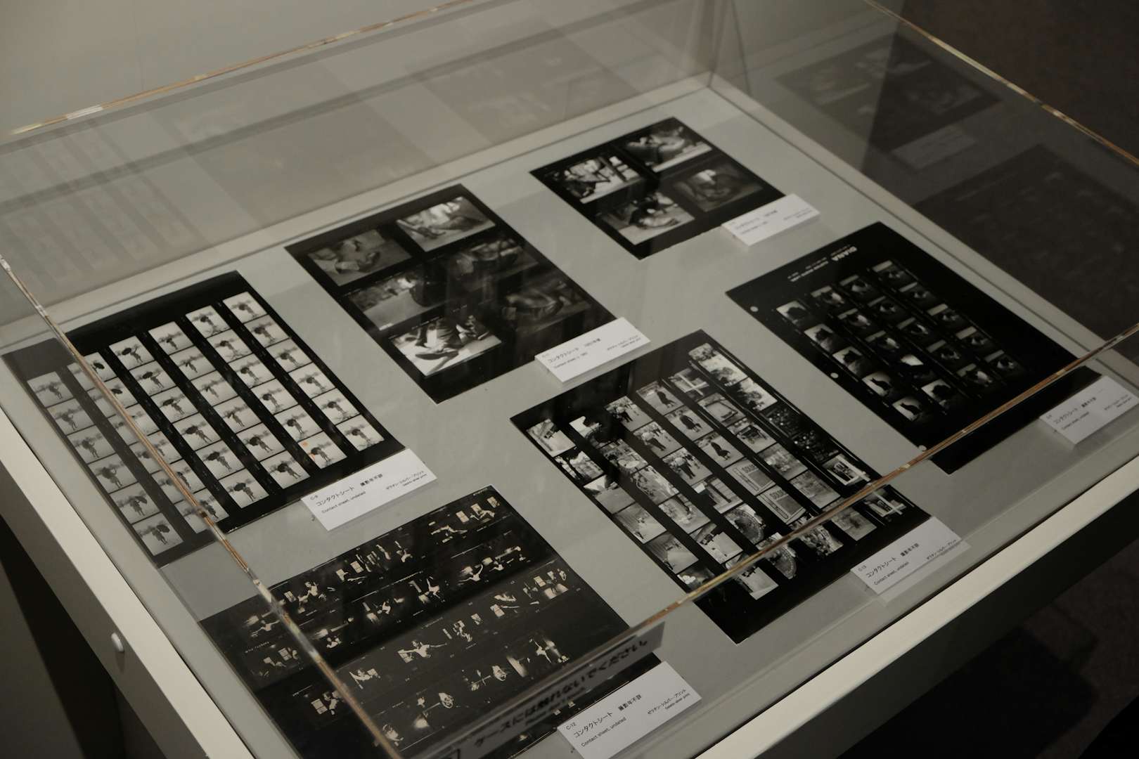 新たに発掘された初公開作品も多数 Bunkamura ザ ミュージアムで 永遠のソール ライター が開幕 画像ギャラリー 6 15 美術手帖