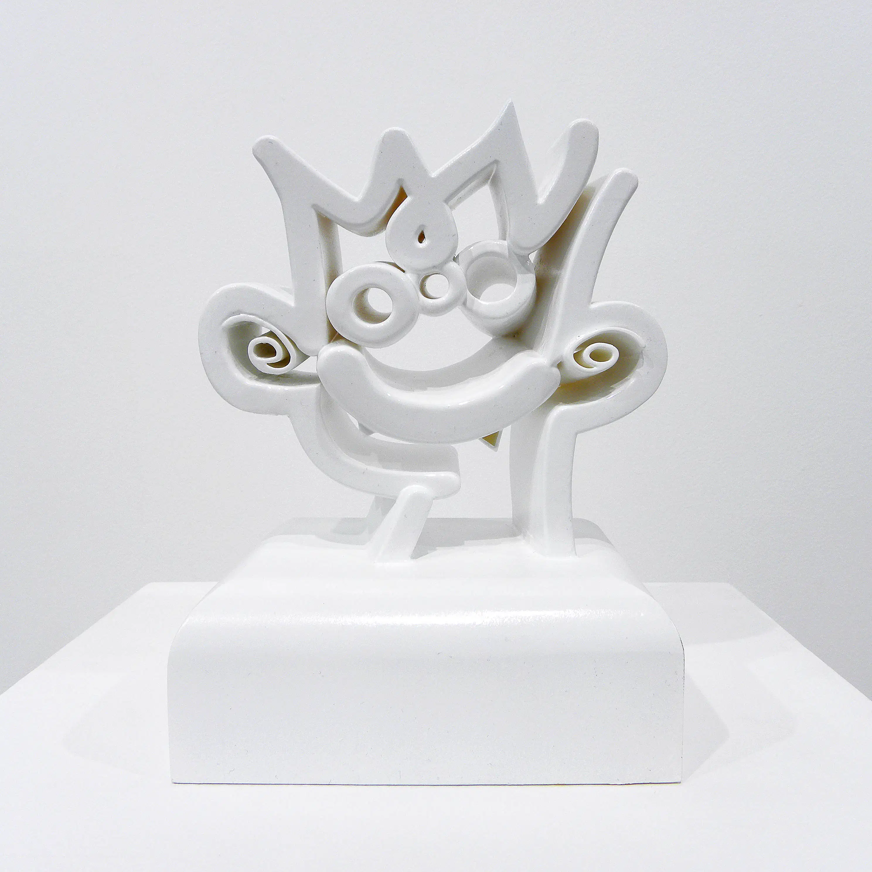 Sns時代の人格を写し取る絵画とは 戸田悠理インタビュー 美術手帖 Sns時代の人格を写し取る絵画とは 戸田悠理インタビュー 美術手帖