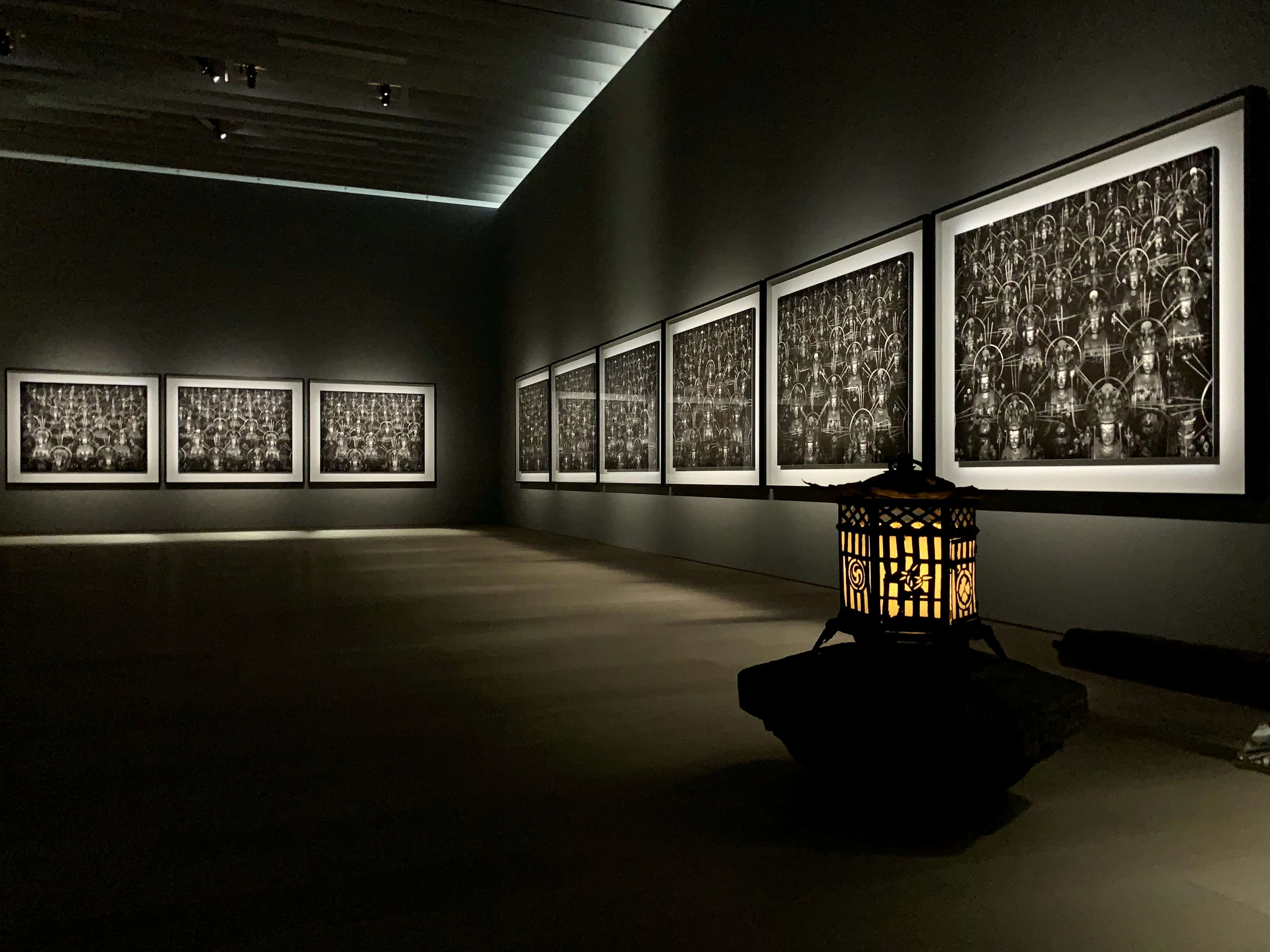 京都市京セラ美術館がついに開館。こけら落としの「杉本博司 瑠璃の 