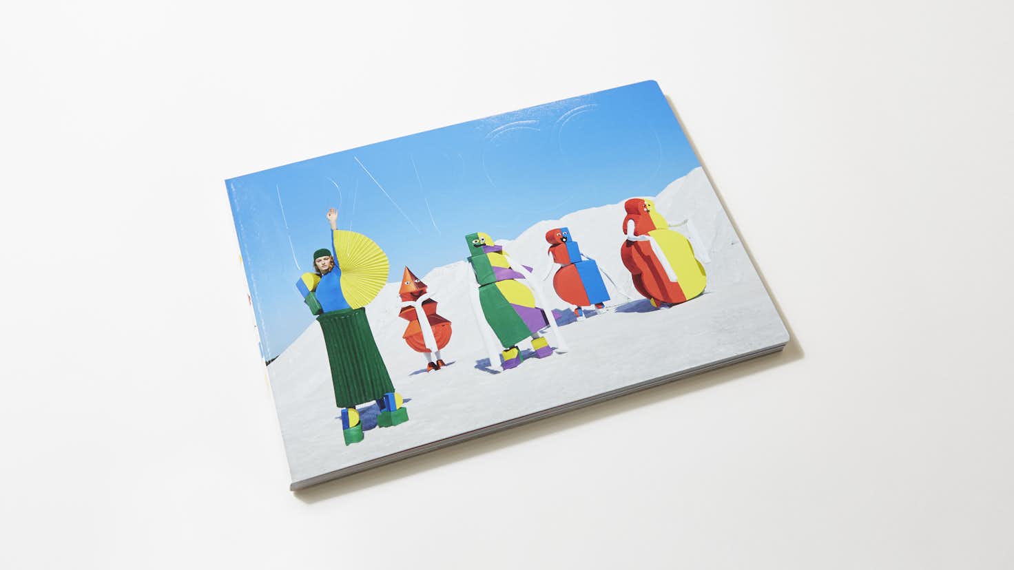 Parco の5文字をキャラクターに M M Paris らによるアートブック Parco Culture が発売 美術手帖