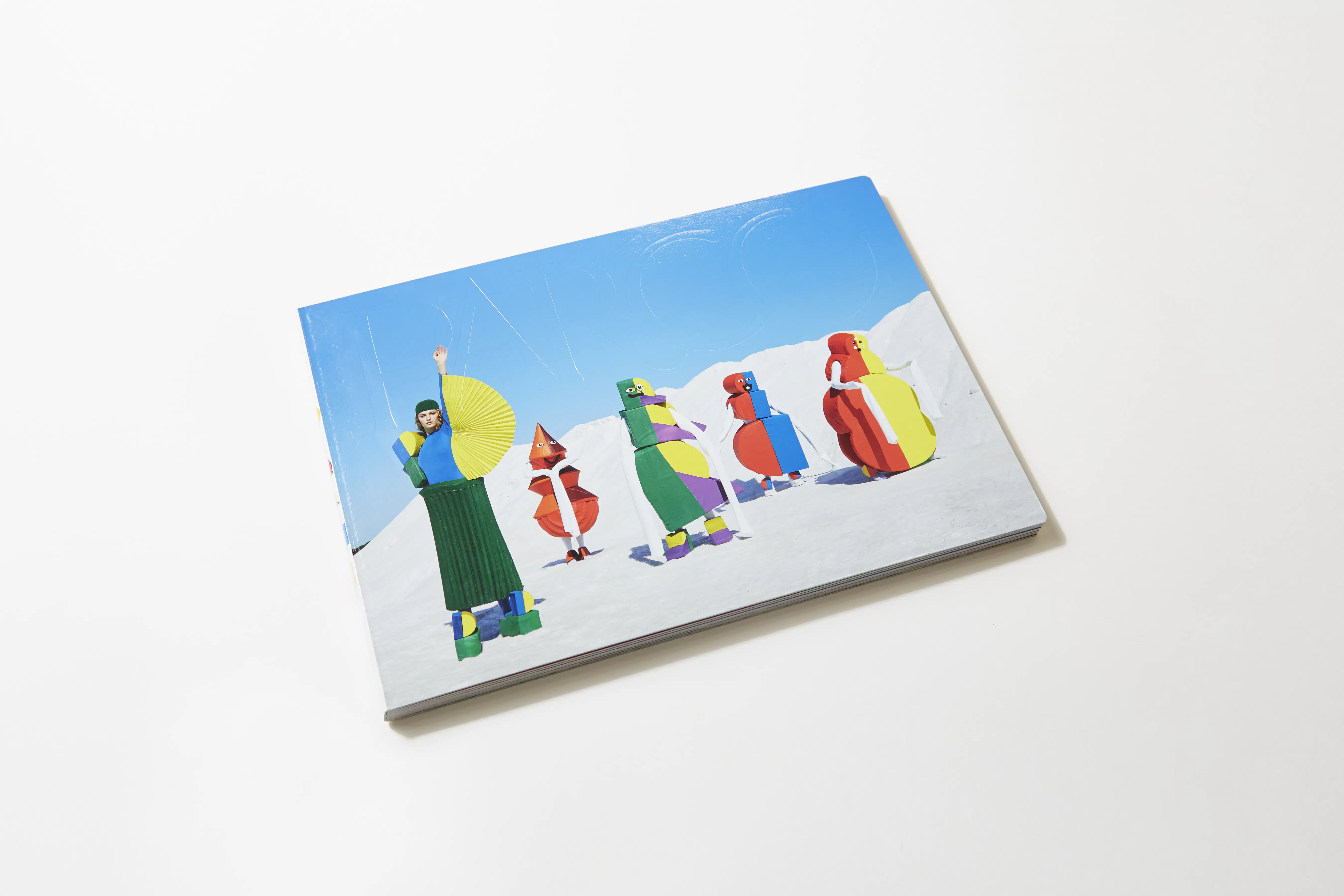 Parco の5文字をキャラクターに M M Paris らによるアートブック Parco Culture が発売 画像ギャラリー 1 7 美術手帖 Parco の5文字をキャラクターに M M Paris らによるアートブック Parco Culture が発売 画像ギャラリー 1 7 美術手帖