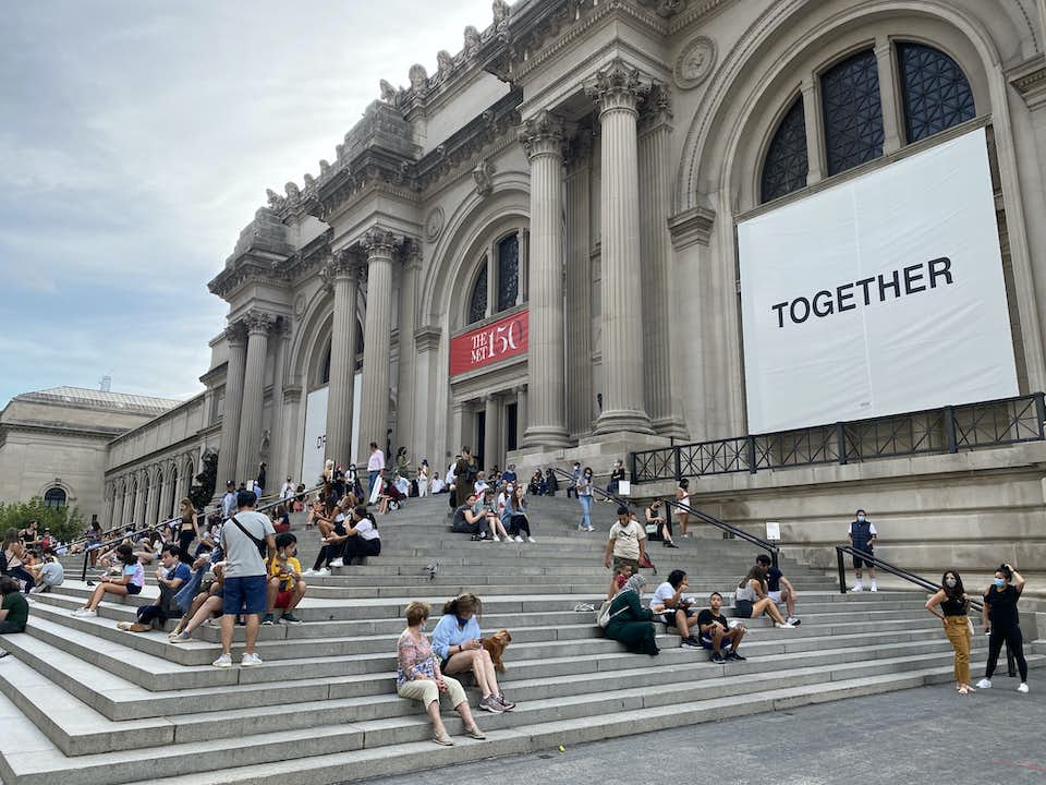 再開のメトロポリタン美術館。「アートは安らぎと回復もたらすもの ...