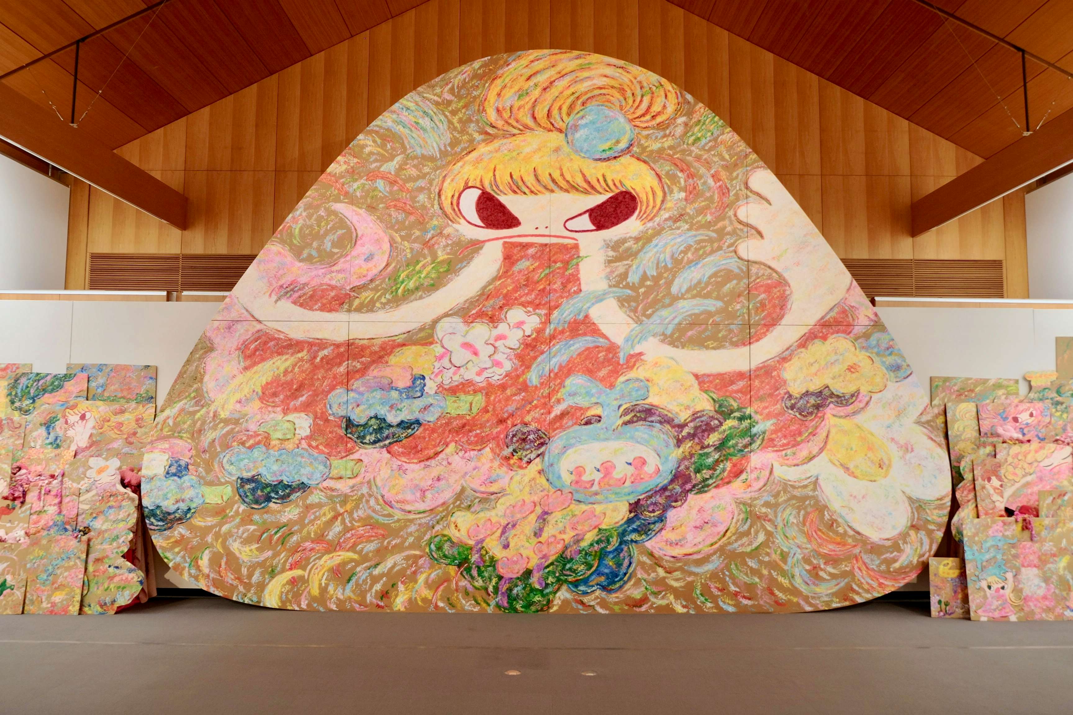 ロッカクアヤコ初の美術館個展が千葉県立美術館で開幕。「魔法の手」が 