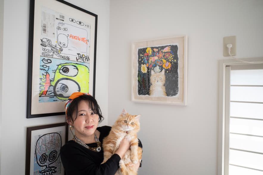 あの人のアートコレクションが見たい 美術館通いからコレクターの道に進んだウルフ亜美さん 画像ギャラリー 1 1 美術手帖