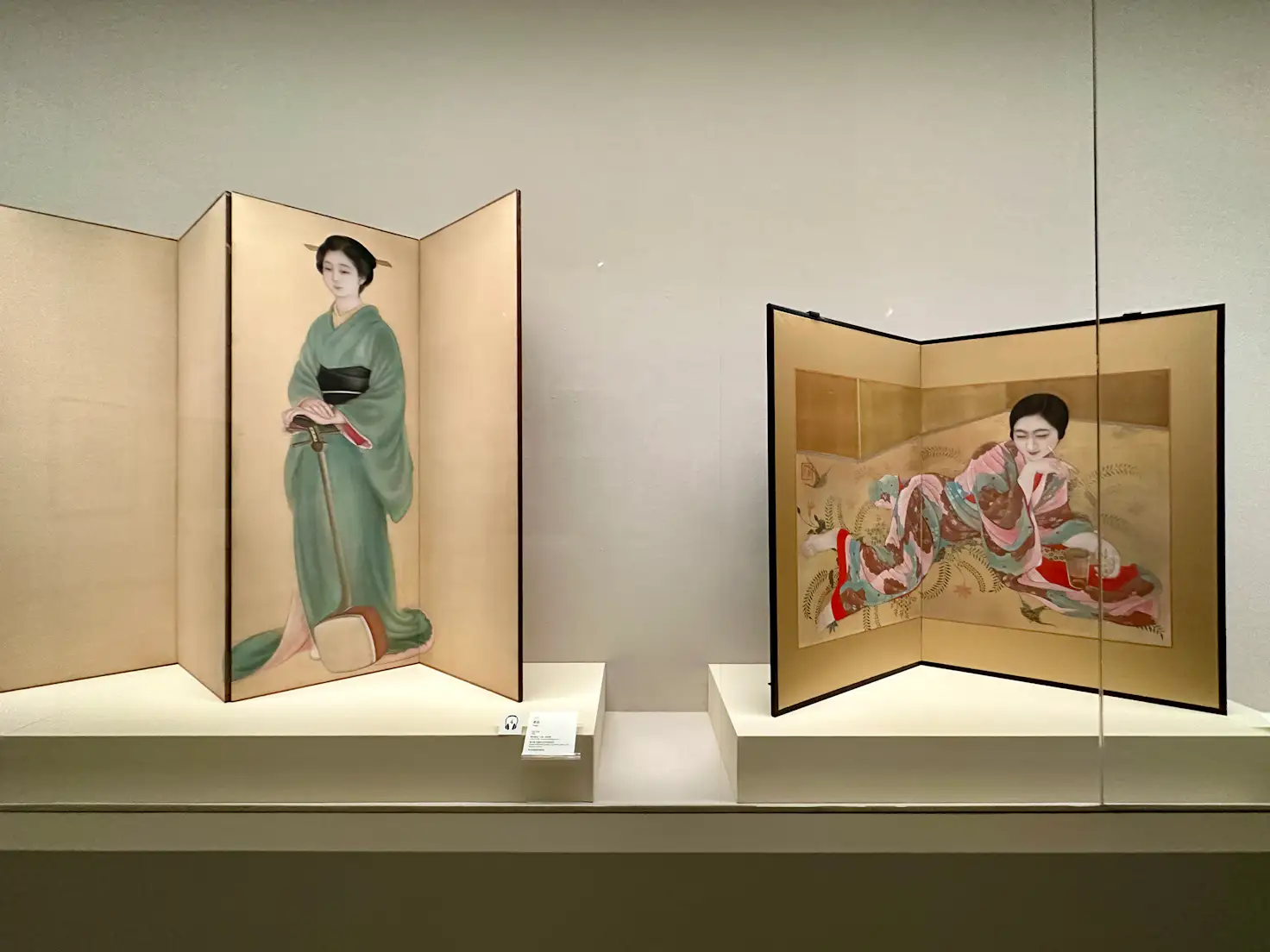 甲斐荘楠音。京都で見る、日本画と映画を越境した唯一無二の存在｜美術手帖