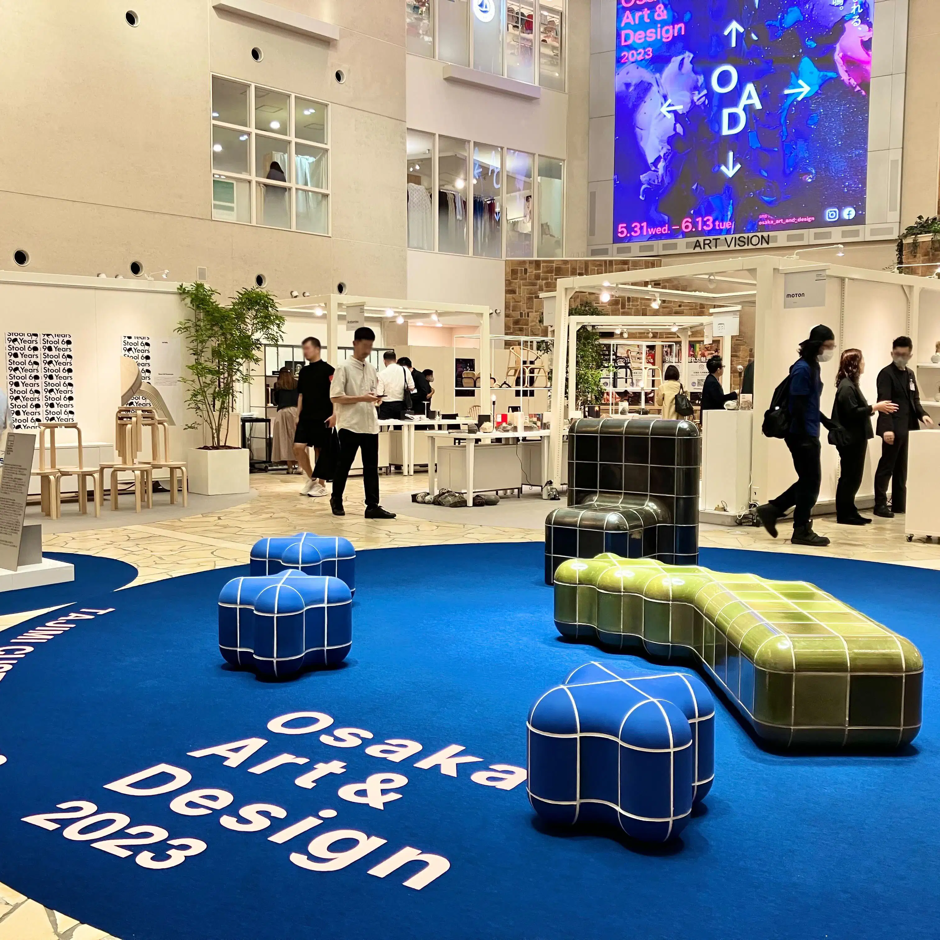 大阪の街で知られざるアートやデザインに出会う。「Osaka Art & Design 2023」が梅田エリアを中心に開催中|美術手帖