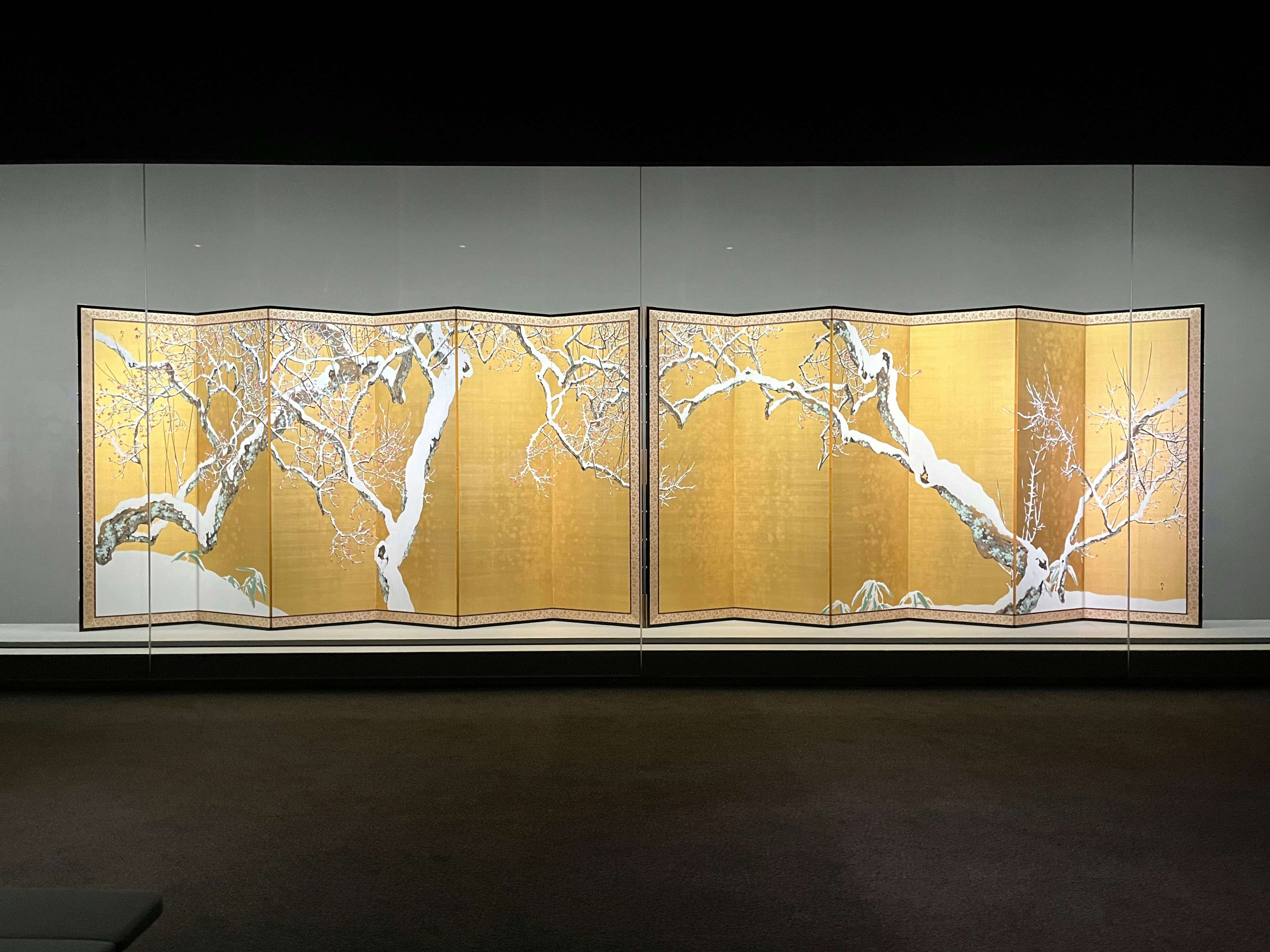 ライトアップ木島櫻谷」(泉屋博古館東京)開幕レポート。江戸絵画の ライトアップ木島櫻谷」(泉屋博古館東京)開幕レポート。江戸絵画の