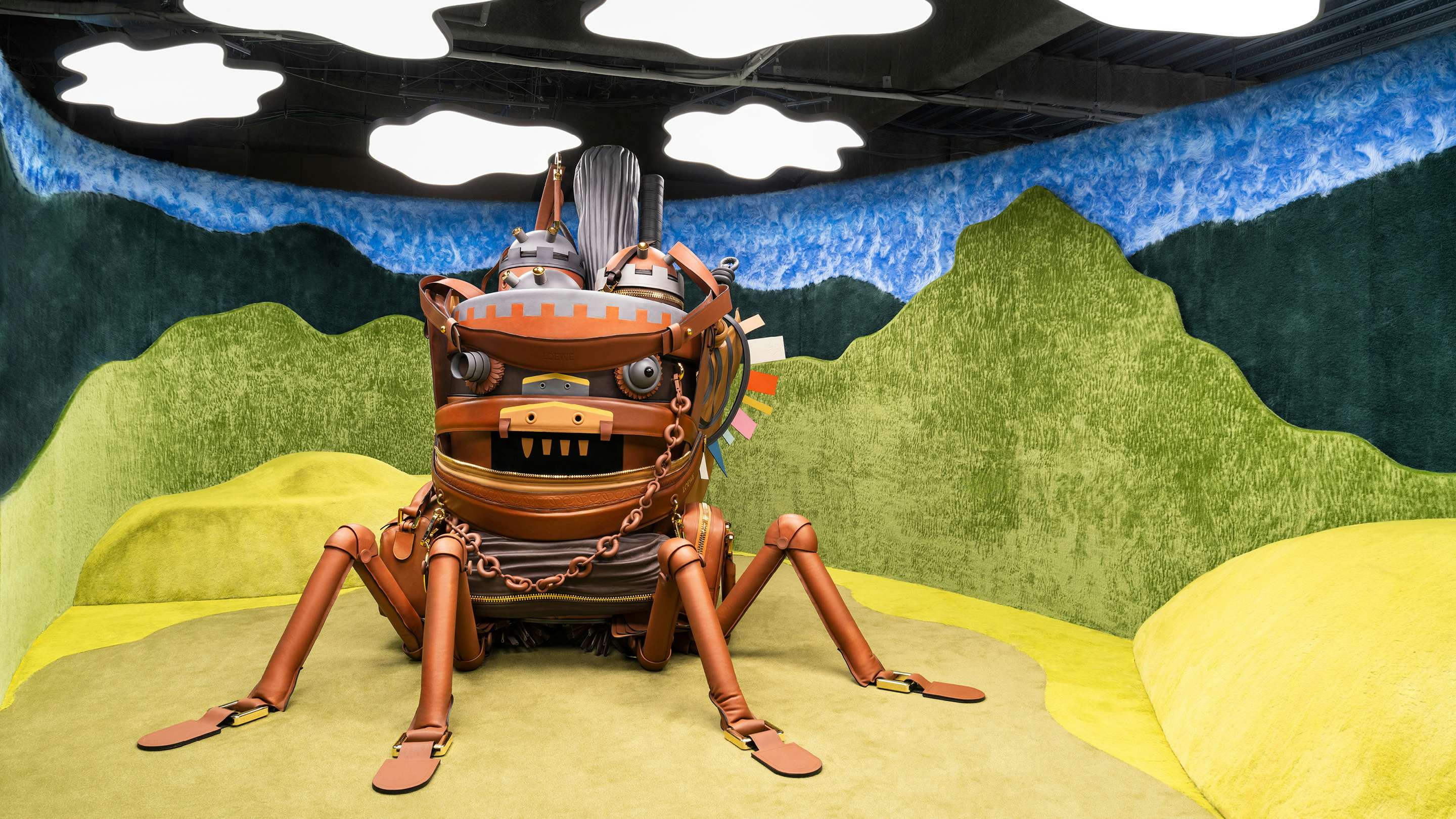ロエベ クラフテッド・ワールド展」開幕レポート。ロエベが紡い