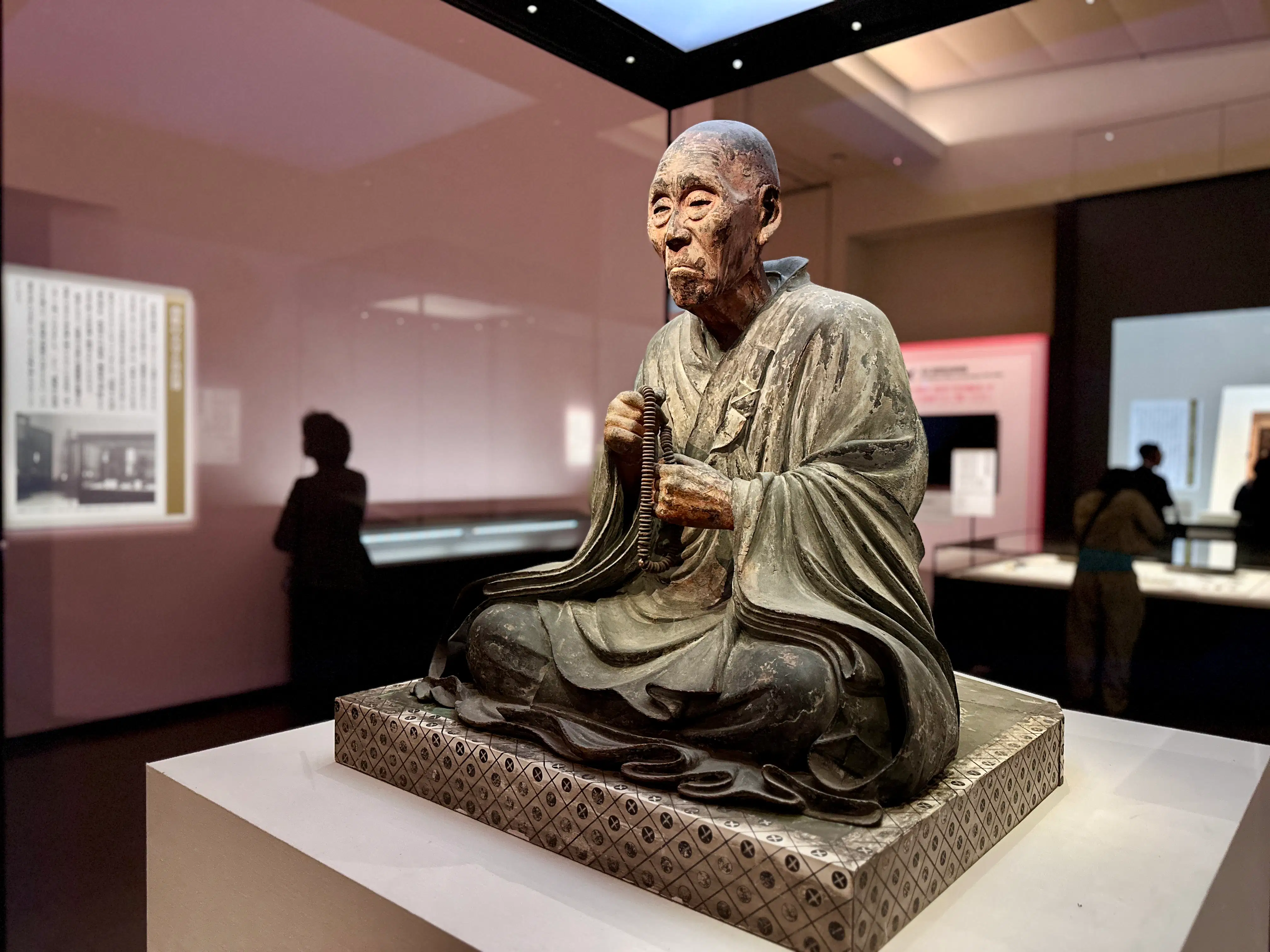 新品未開封】百済観音フィギュア 奈良国立博物館 超国宝展 海洋堂 観音 