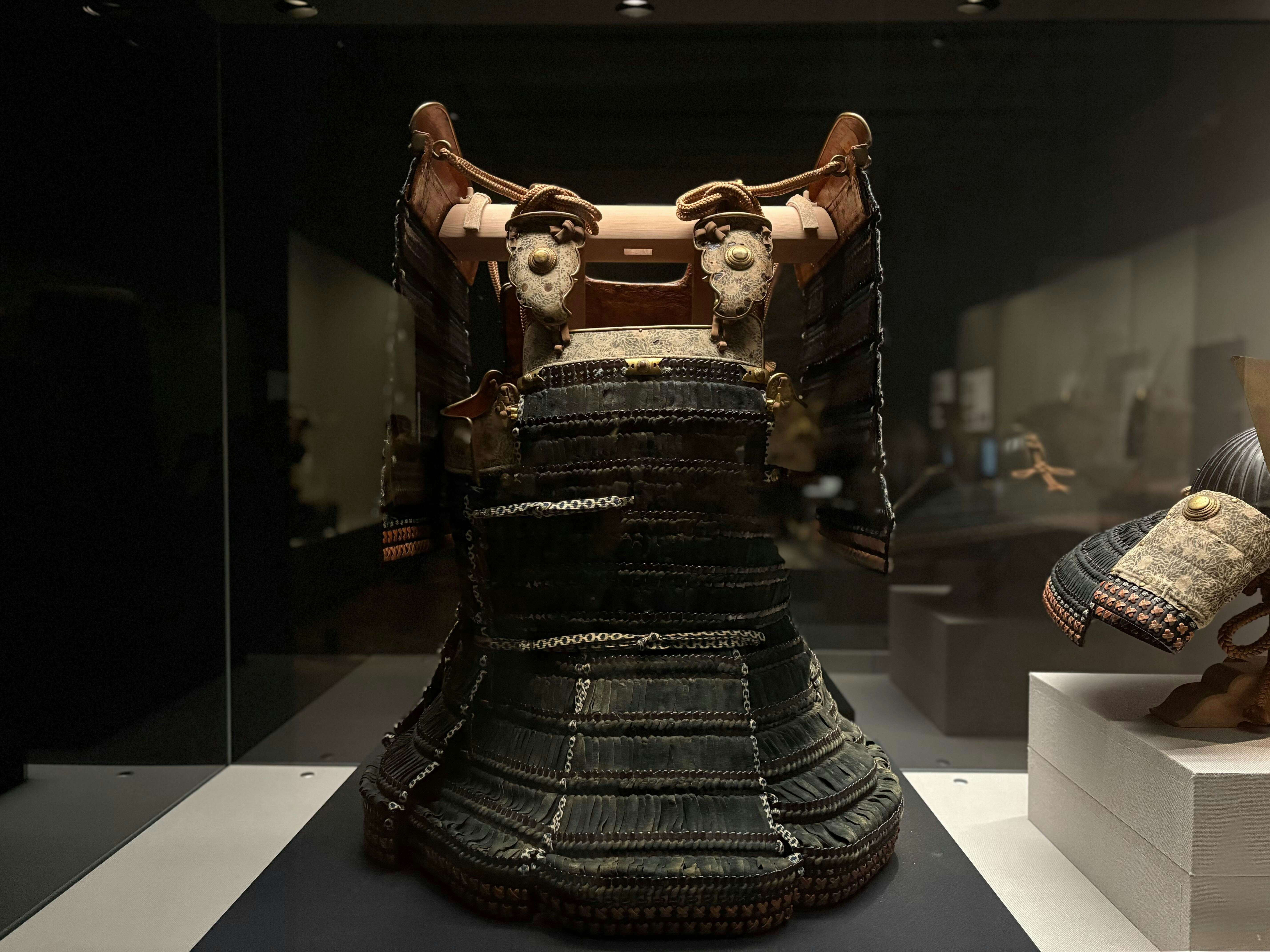 №考古学館　青銅　紀元前　古美術　土器　発掘　貴重品　甲冑　兜　アンティーク №考古学館 青銅 紀元前 古美術 土器 発掘 貴重品 甲冑 兜