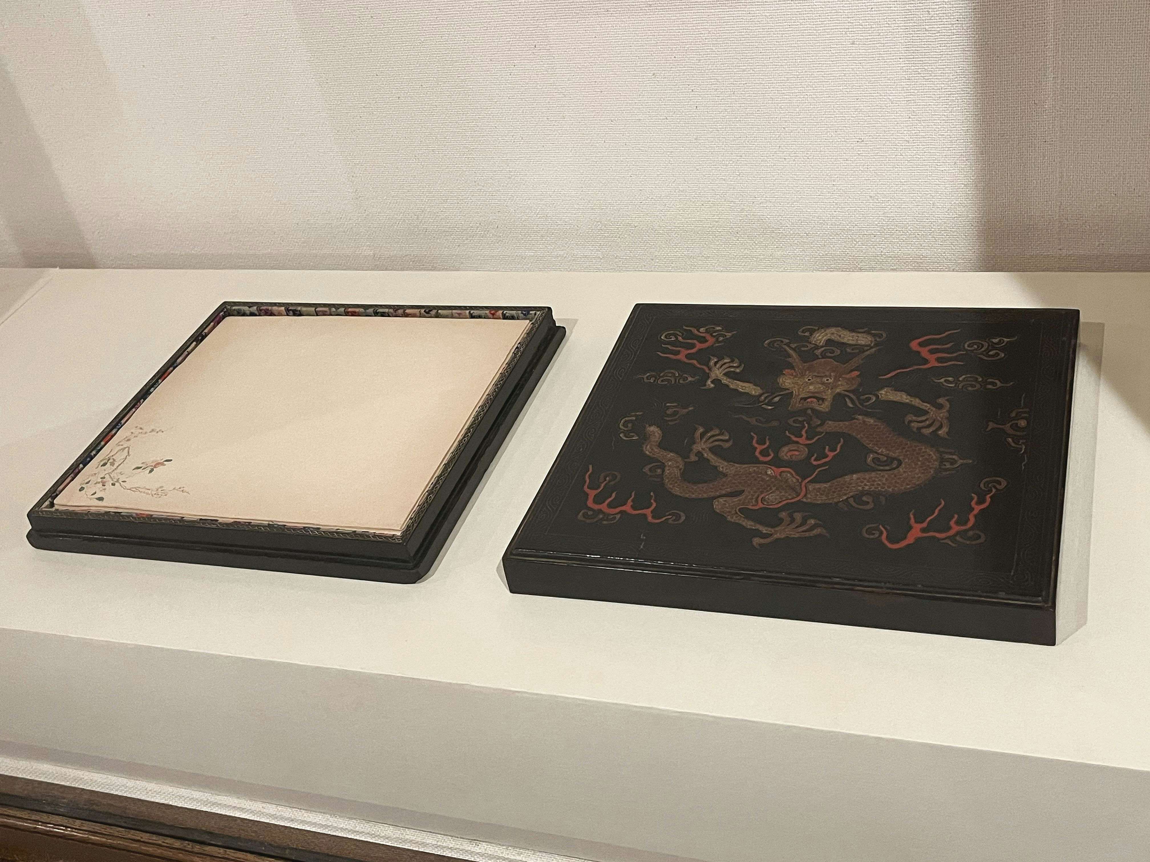美術館級 桃山時代 織部 硯 古箱 箱書きあり 骨董 文房四宝 美術館級 桃山時代 織部 硯 古箱 箱書きあり 骨董 文房四宝
