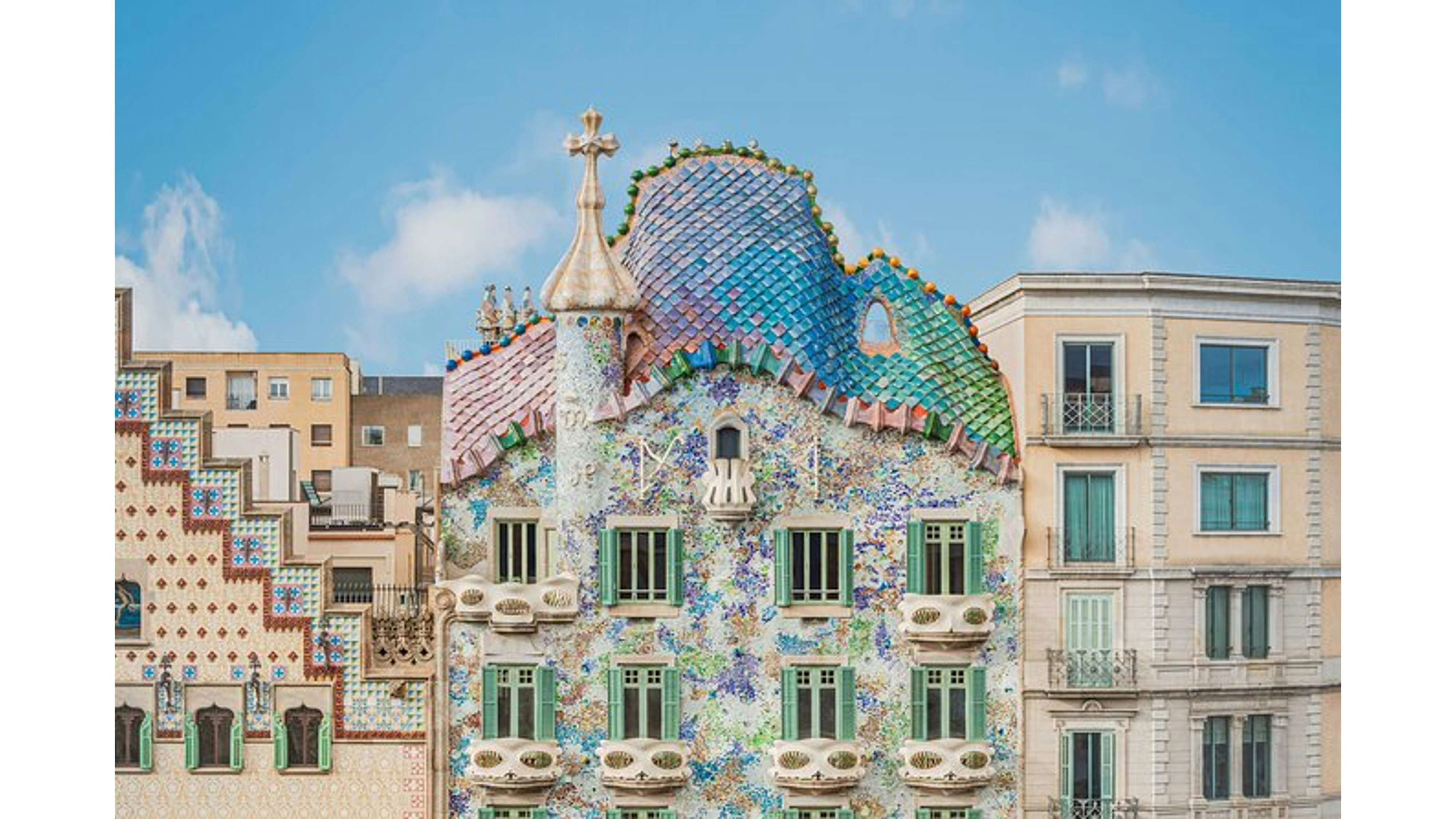 バルセロナのガウディ建築カサ・バトリョに現代アート空間誕生