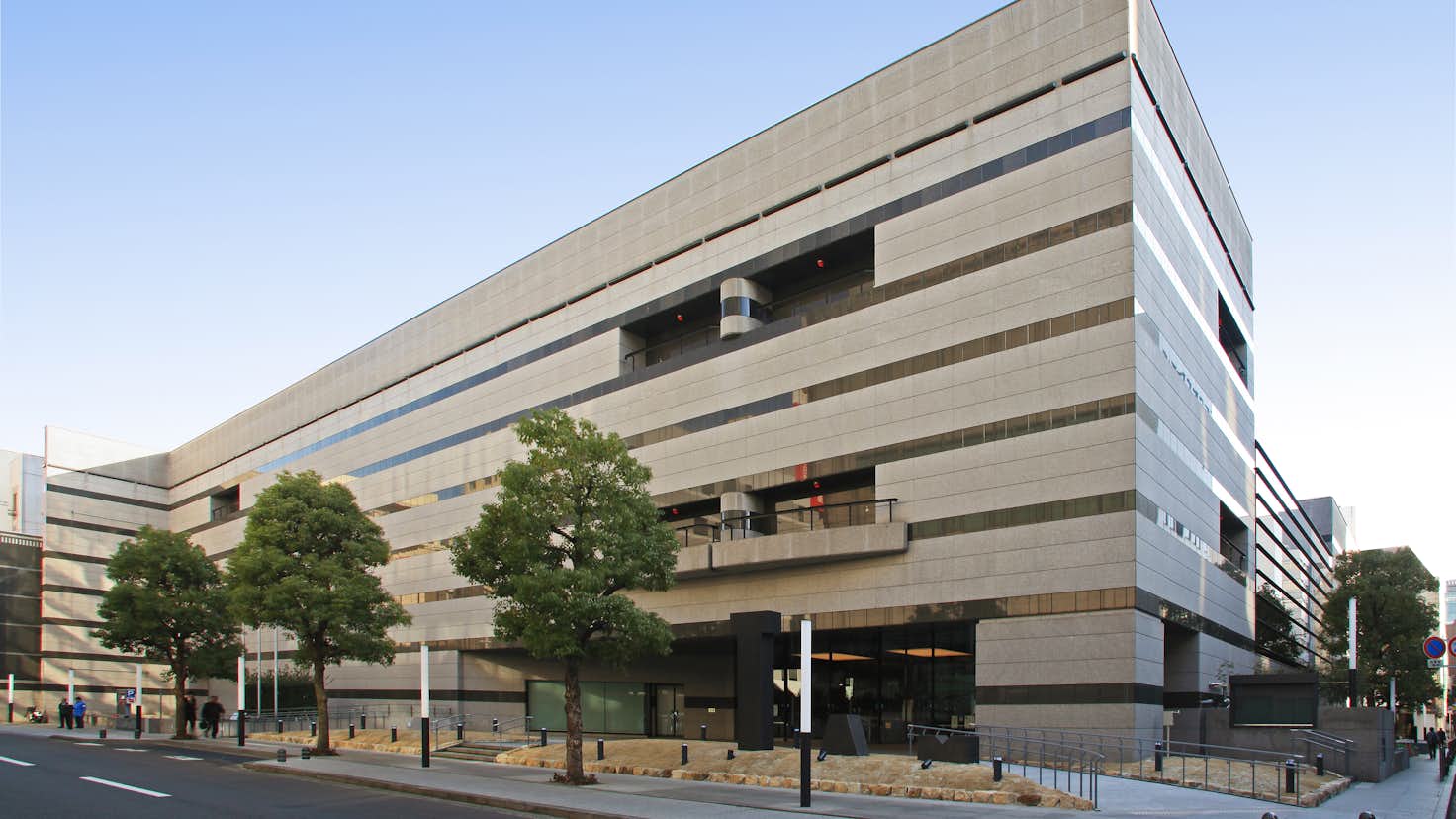 高松市美術館 美術手帖 高松市美術館 美術手帖