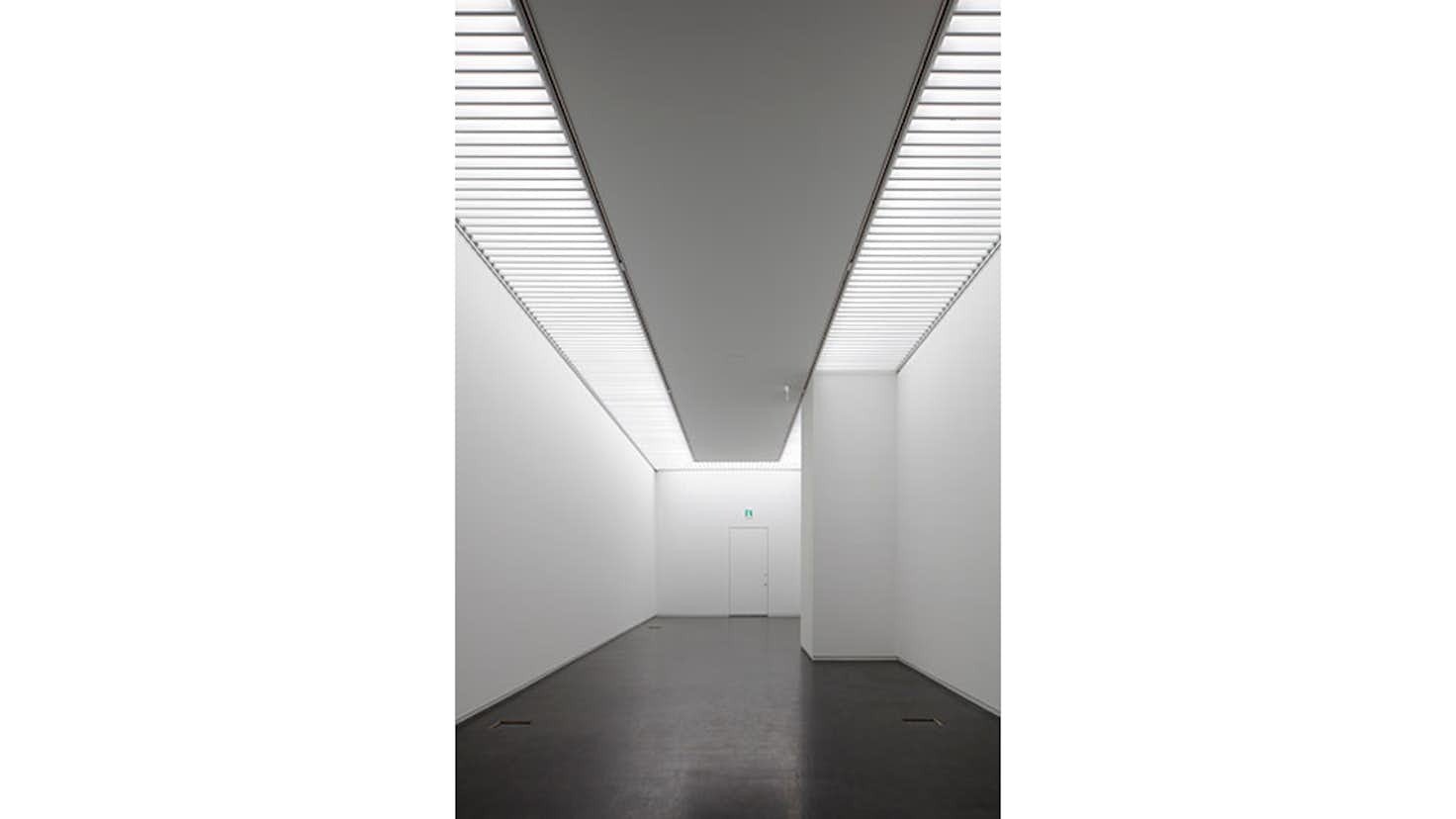 東広島市立美術館 美術手帖 東広島市立美術館 美術手帖