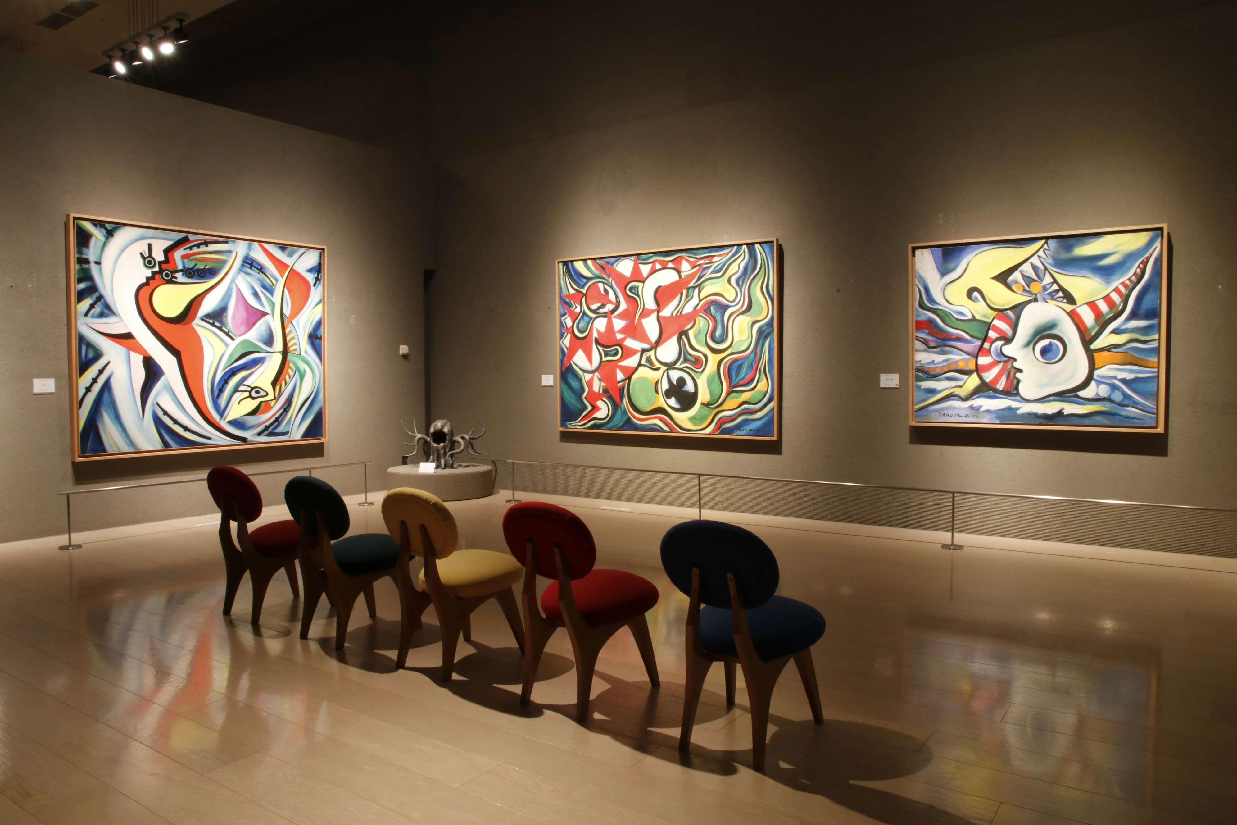 川崎市岡本太郎美術館|美術手帖 川崎市岡本太郎美術館|美術手帖