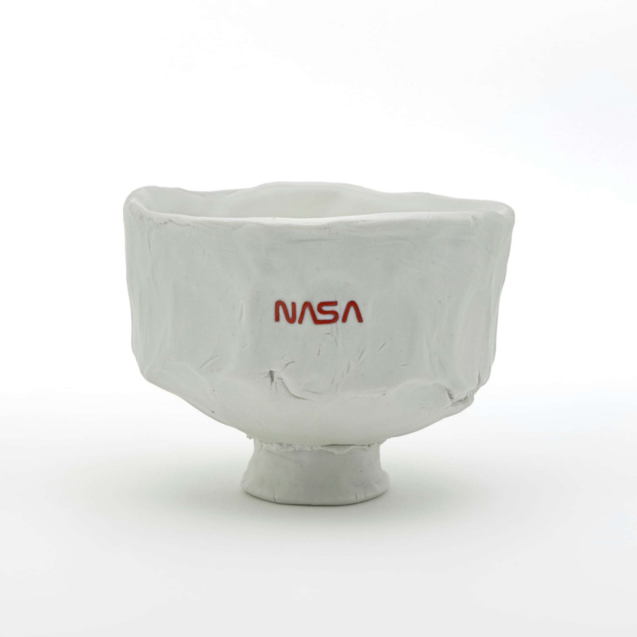 限定1客、トム・サックスの「NASA」茶碗 | OIL by 美術手帖